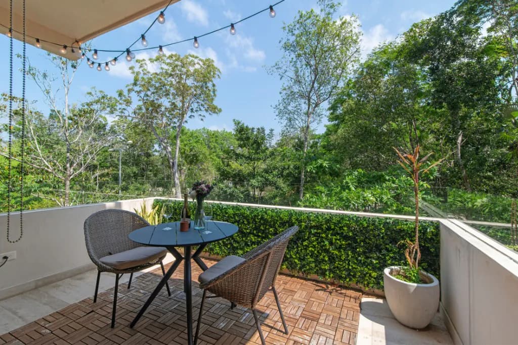 Private patio with a jungle view