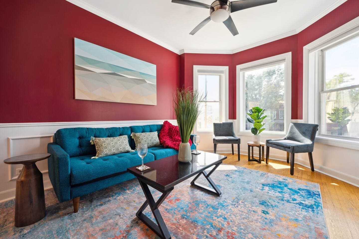 Wrigley 2BR, 1BA with Free Parking